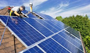 Service d'installation de photovoltaïque et tuiles photovoltaïques à Louannec